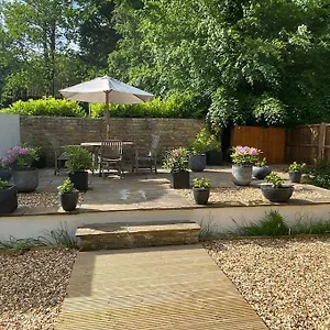  Apartment 2 Bedroom With Garden Lansdown United Kingdom